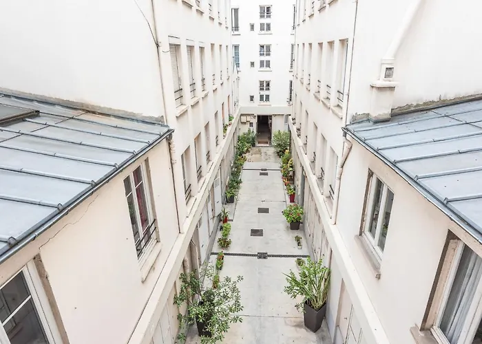 Design Near Metro And Eiffel Tower *